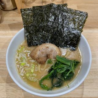 クリーミー醤油豚骨麺(トクベツ。)