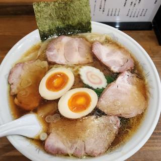 チャーシューワンタン麺 煮卵(むげん )