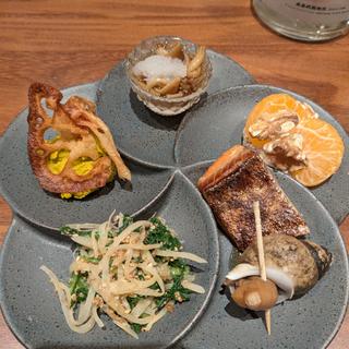 前菜の盛り合わせ(カントヤマ)