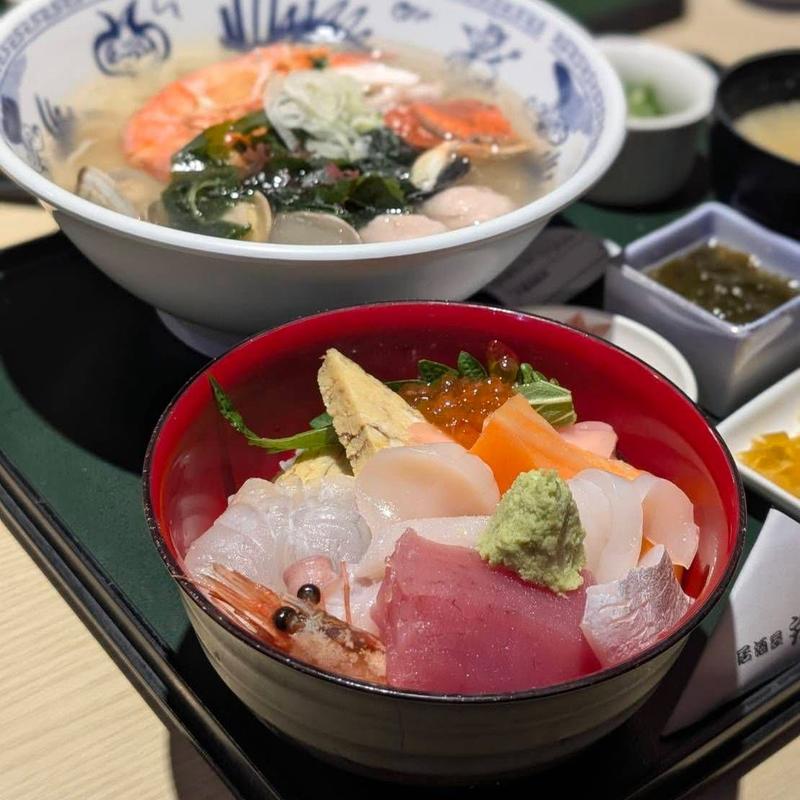 弁慶海鮮丼(弁慶 青森駅前店)