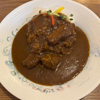ビーフカレー(まめ蔵 （マメゾウ）)