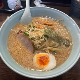 豚骨味噌ラーメン(中華麺 江川亭 東村山店)