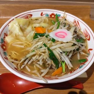 ワンタンもやしそば(萬龍 東京ドームシティ店)