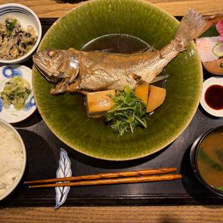 本日の魚の煮付け(いしだや)