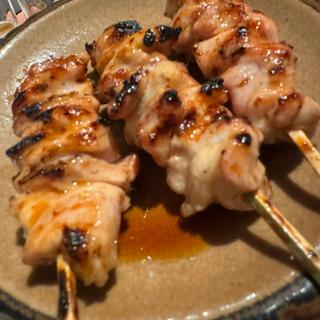 もも串(ヤキトリ ジャクチュウ)