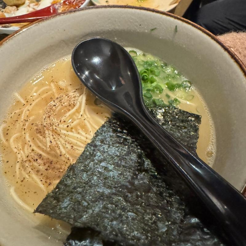 鶏ラーメン(ヤキトリ ジャクチュウ)