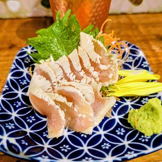 鶏刺身(ハーフ)(イザカヤ 山角)