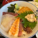 海鮮丼ランチ