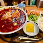 全とろ麻婆麺＋激辛＋パクチー増し＋唐揚げセット(さんぽう亭 燕店 )