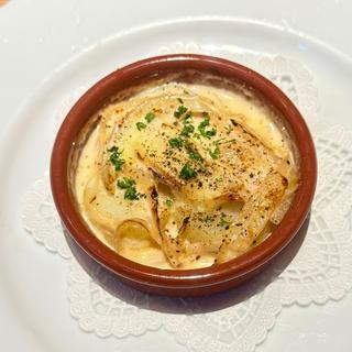 チキンのタルティフレット(ビストロ・ル・パリジャン)