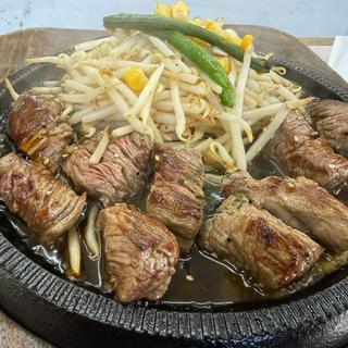 サイコロステーキ定食