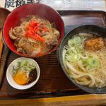 あかね風牛丼セット(武州うどんあかね&みどりダイニング)