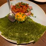 卵黄のせネギトロとチャンジャ 焼き海苔付き(ごはんとお酒 eight you)