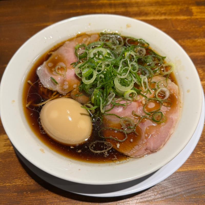 (濃厚中華そば よし田)