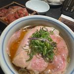 醤油ラーメン・黒毛和牛せいろごはん(駄目な隣人　新宿店)