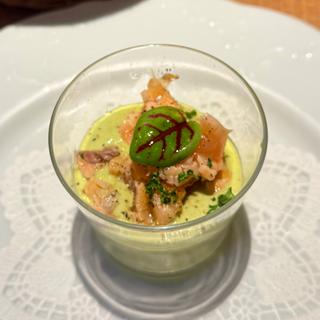 サーモンとグリーンアスパラのヴェリーヌ(ビストロ・ル・パリジャン)