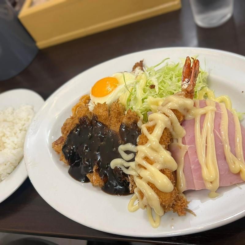 特Aランチ(マルヤ 西元町店)