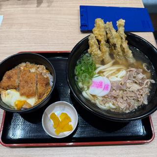 カシワごぼ天うどん　ミニカツ丼