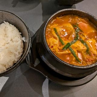 スンドゥブチゲ(KOREAN IZAKAYA ジャン 虎ノ門)