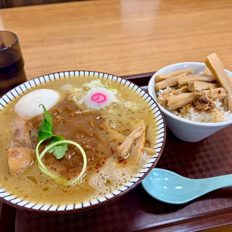 限定カレーラーメン＋味玉＋メンマ丼(らーめん理庵)
