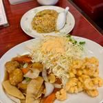 酢豚定食にご飯を焼飯に変更