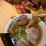 鰹節貝出汁ラーメン 握り鮨7貫セット(鮨とラーメン うおがしや)