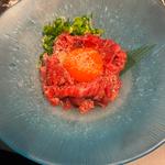 和牛炙りユッケ