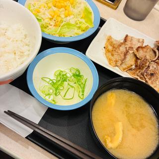 厚切り豚カルビ焼肉定食(和来 井土ヶ谷店)
