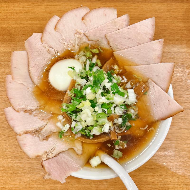 中華そば、チャーシュー、ゆで卵(ヤマスズメ)