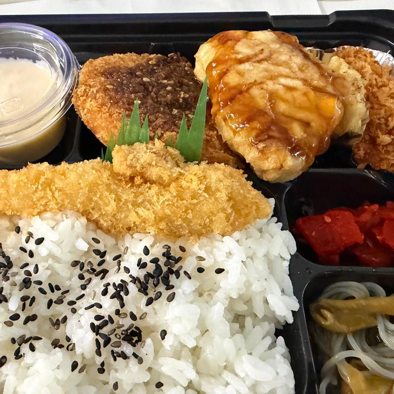 メンチカツ弁当(大吉本店)