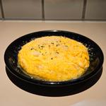 シンプルなチーズオムレツ