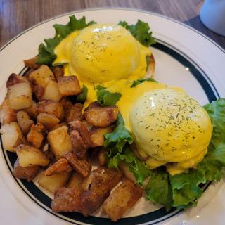 バジルシュリンプとアボガド(Eggs 'n Things 原宿店)