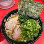 ラーメン(ラーメン家がんくろ)