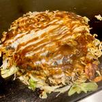 モダン焼き デラックス(そば､えび､イカ､豚入り)(お好み焼き松ちゃん)