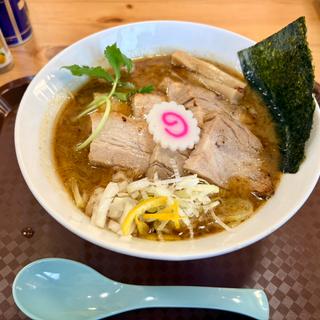 ラーメン中盛り＋チャーシュー(らーめん理庵)