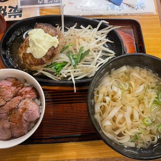 ハーフローストビーフ丼とハンバーグセット(武州うどんあかね&みどりダイニング)