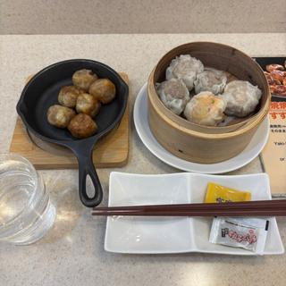 焼焼売(崎陽軒(キヨウケン) 中華街シウマイBAR店)