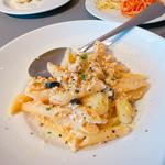 鶏ラグーのショートパスタ