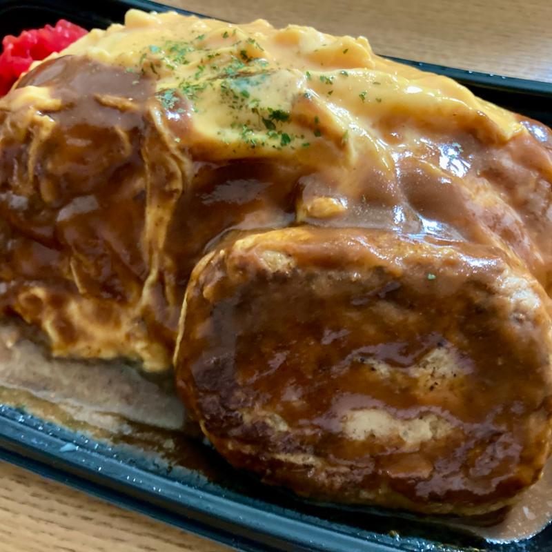 ハンバーグオムライス(洋食・小松亭)
