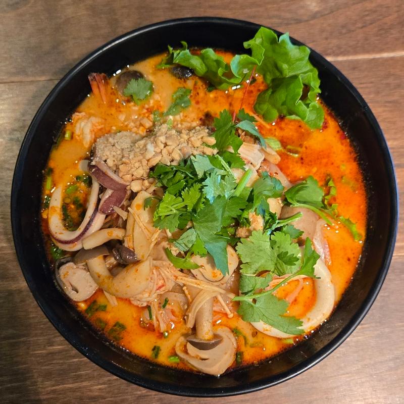 トムヤムラーメン(バーンタイ ASHIYA)