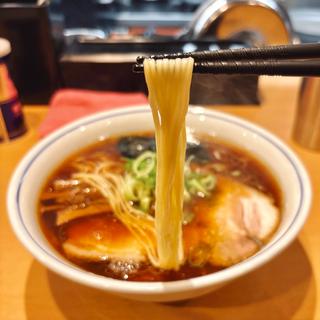 醤油らぁ麺