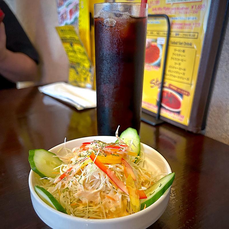 ミニサラダ・ドリンクセット(アイスコーヒー)(アイリーアーヤ （IRIE IYA）)