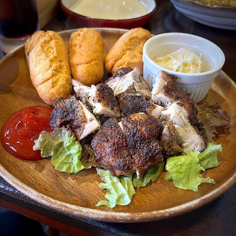 ジャークチキンプレート(アイリーアーヤ （IRIE IYA）)