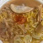 札幌すみれ監修 濃厚みそラーメン(セブンイレブン 札幌北6条西1丁目)