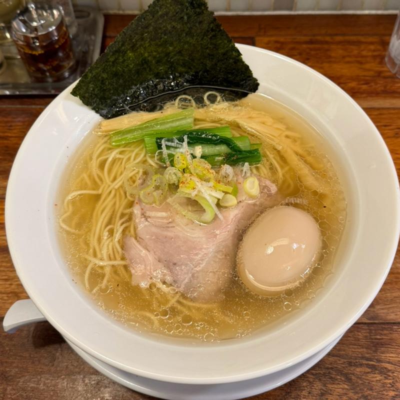 塩らぁ麺(味玉トッピング)(麺屋空海 スーク海浜幕張店)