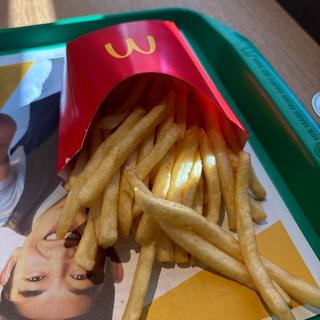 マックフライポテトM