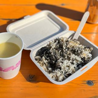 イカ墨ビリヤニ