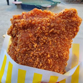 ファミチキレッド