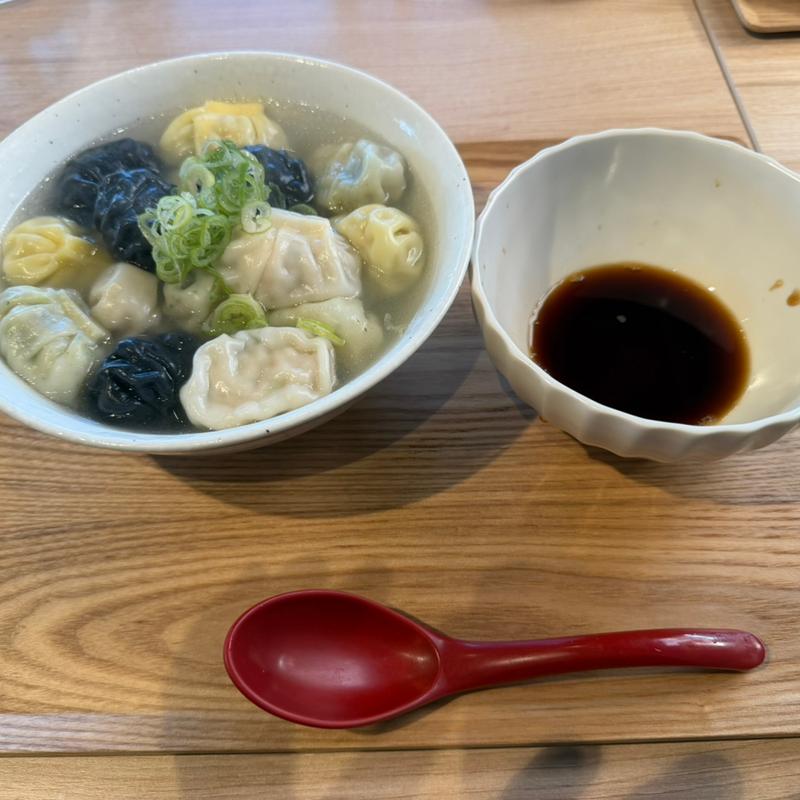 水餃子(金まる、肉まる、しそまる、ジンまる)(金まる餃子)