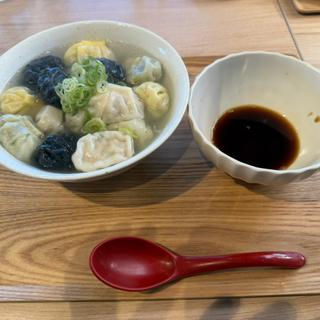 水餃子(金まる、肉まる、しそまる、ジンまる)(金まる餃子)